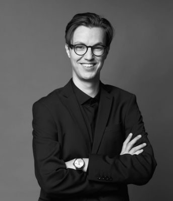 WEBSITE GUEST PHOTO About Abroad